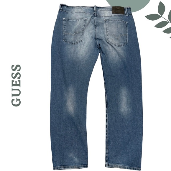 Guess Jeans Men’s Vermont Slim Fit | Size 38 x 30 Blue Denim Light Wash - Picture 2 of 7